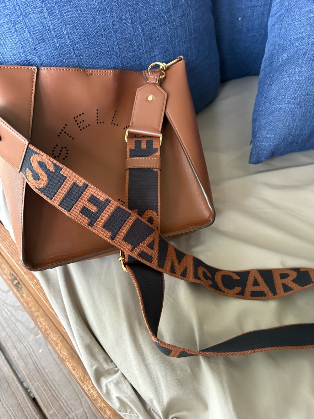 Stella McCartney Cinnamon Stella Logo Mini Crossbody Bag – Excellent Condition - Picture 4 of 13